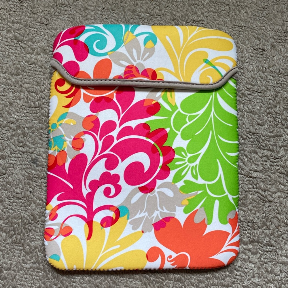 Electronic case